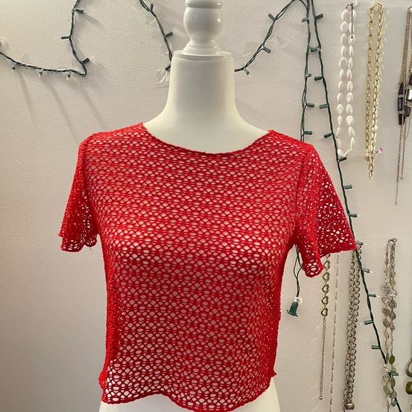 RED MESH TOP - Picture 1 of 3